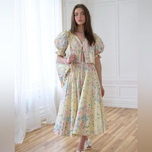 Selkie paper doll set fantasy Midi. Size medium. Excellent condition.